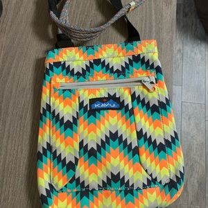 KAVU cross body purse